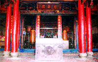 鹿港忠義廟