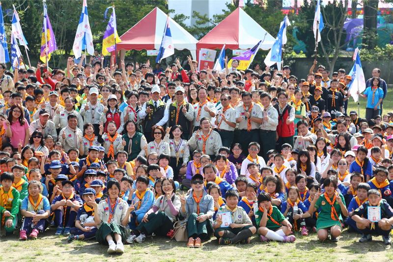 彰化縣慶祝105年三五童軍節暨各級童軍聯合檢閱露營大會 上千人參與