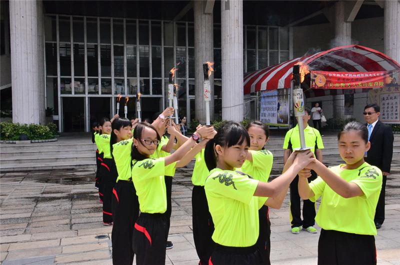 105年全國中等學校運動會聖火傳遞