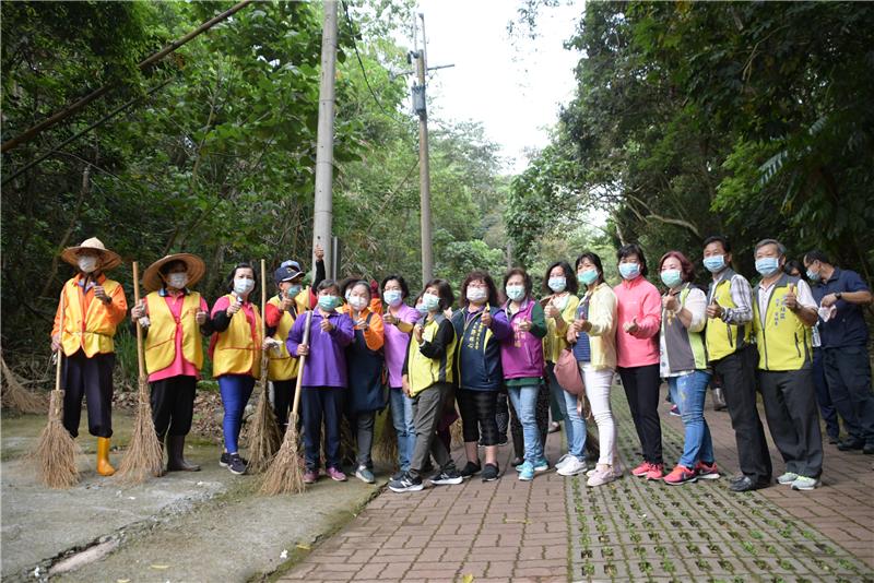 「挑水古道」賞桐花 走出戶外登山健身