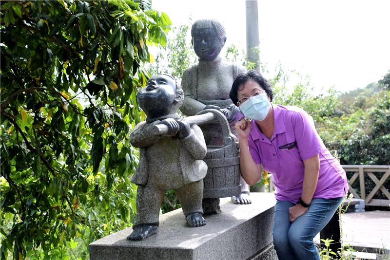 「挑水古道」賞桐花 走出戶外登山健身