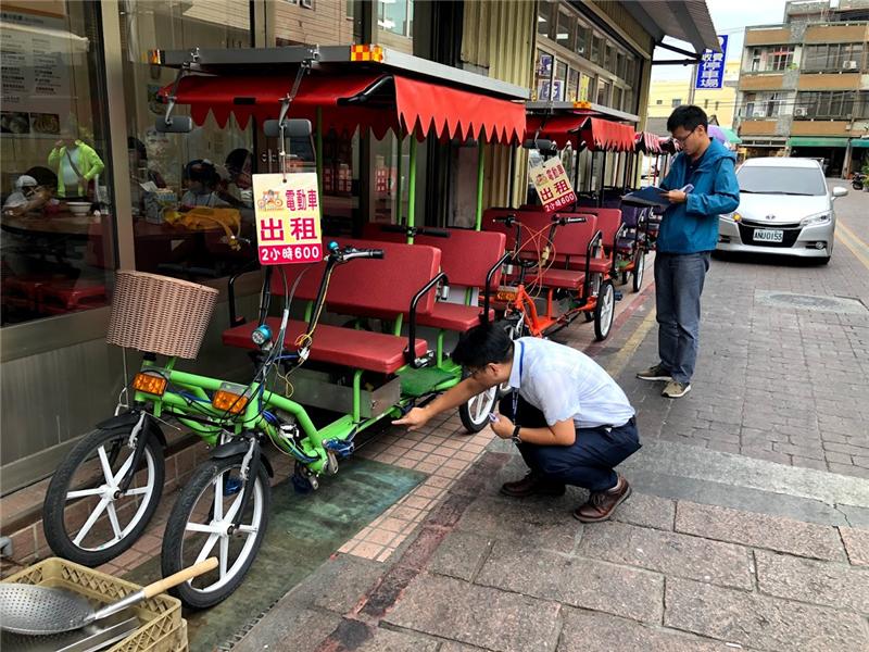 中秋出遊停看聽，選擇合法觀光三輪車遊得盡興玩得開心