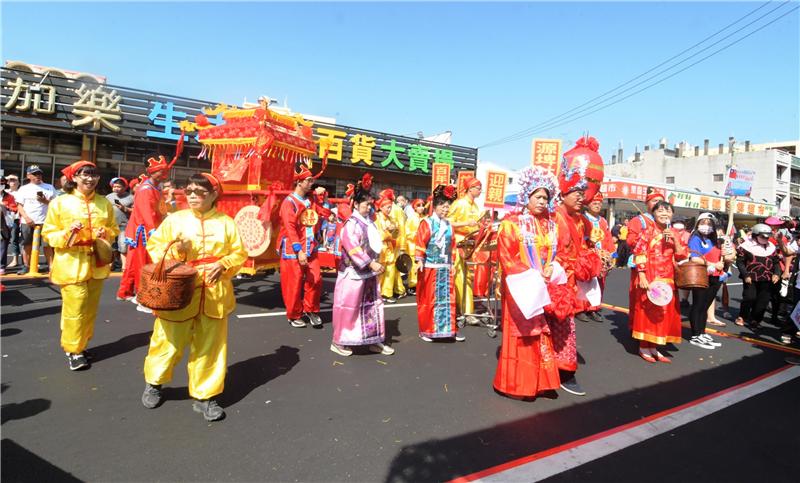 中華民國 生日快樂 國慶踩街 彰化起飛