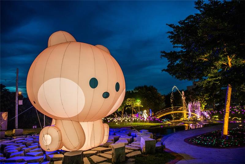 2025鹿港慶端陽-小鎮光影藝術節亮起來 「LINE FRIENDS minini」當我們同在鹿港