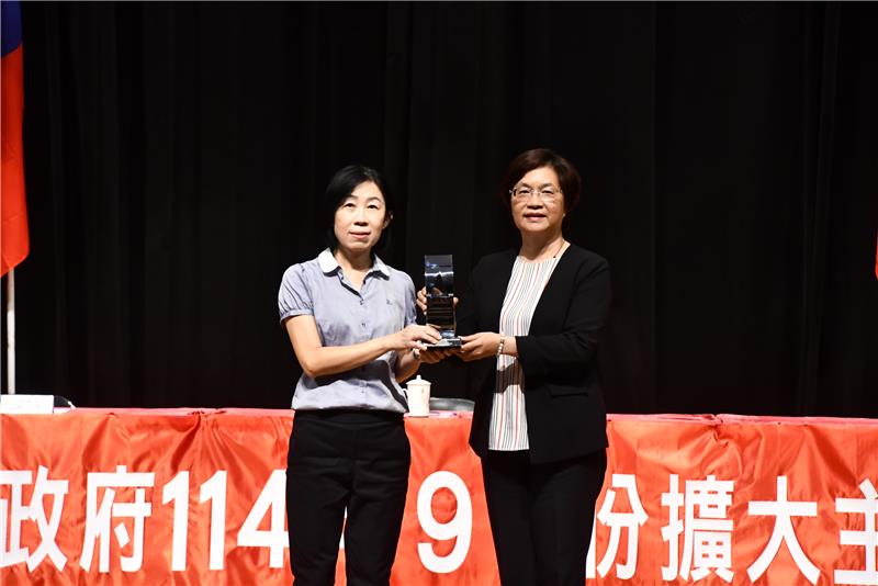 鹿港光影躍國際、大佛綠意共榮耀
