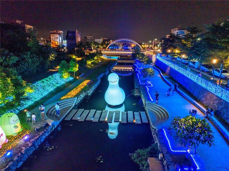 鹿港光影躍國際、大佛綠意共榮耀