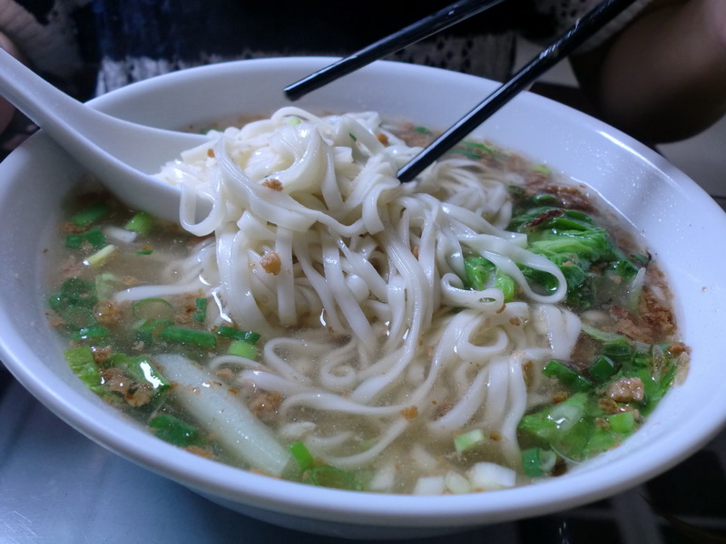 華やかで美しい 魏記牛肉麺-1