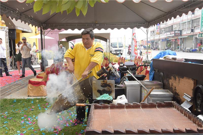 第一届爆米香节记者会-现场爆米香