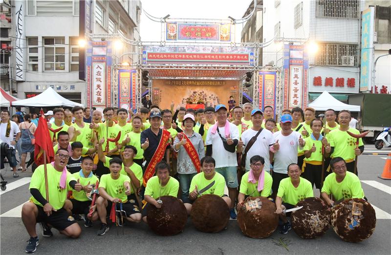 彰化市彰邑城隍出巡绕境 开化寺前传统文化表演