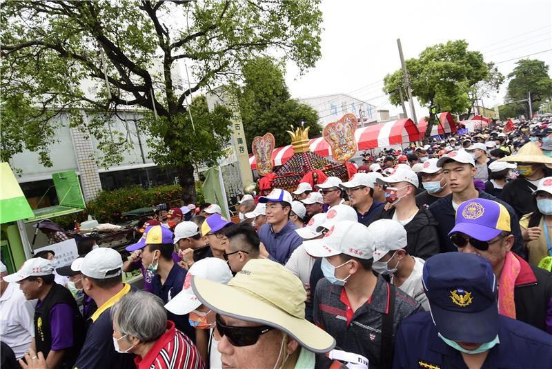  接驾大甲妈抵彰化 祈求国泰民安、风调雨顺、天降甘霖、疫情退散