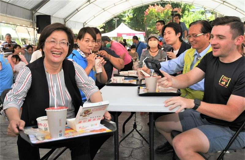 彰化爌肉饭嘉年华 爌世英雄出炉 千人品尝彰化精选美食好滋味