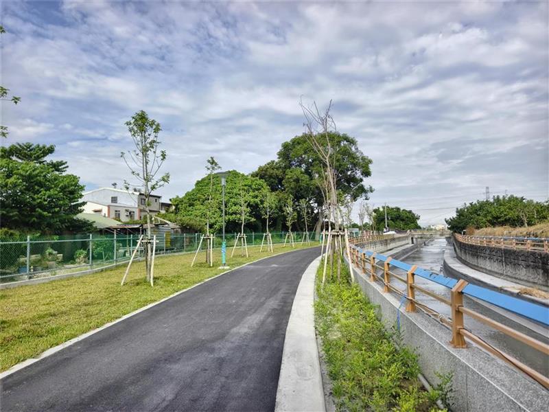 打通八堡一圳29公里水岸廊道断点 二水乡砚墨之道正式启用