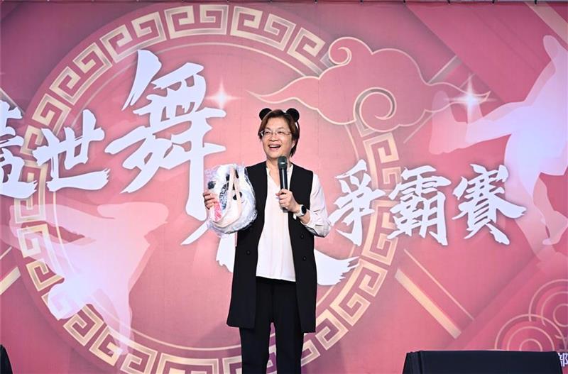 2026小镇光影艺术节 盖世舞侠争霸赛 千人齐跳《Kung Fu Fighting》