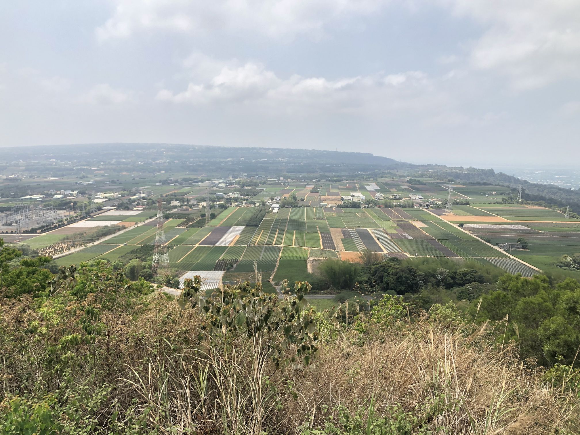 步道致高点可俯瞰八卦台地田园地景