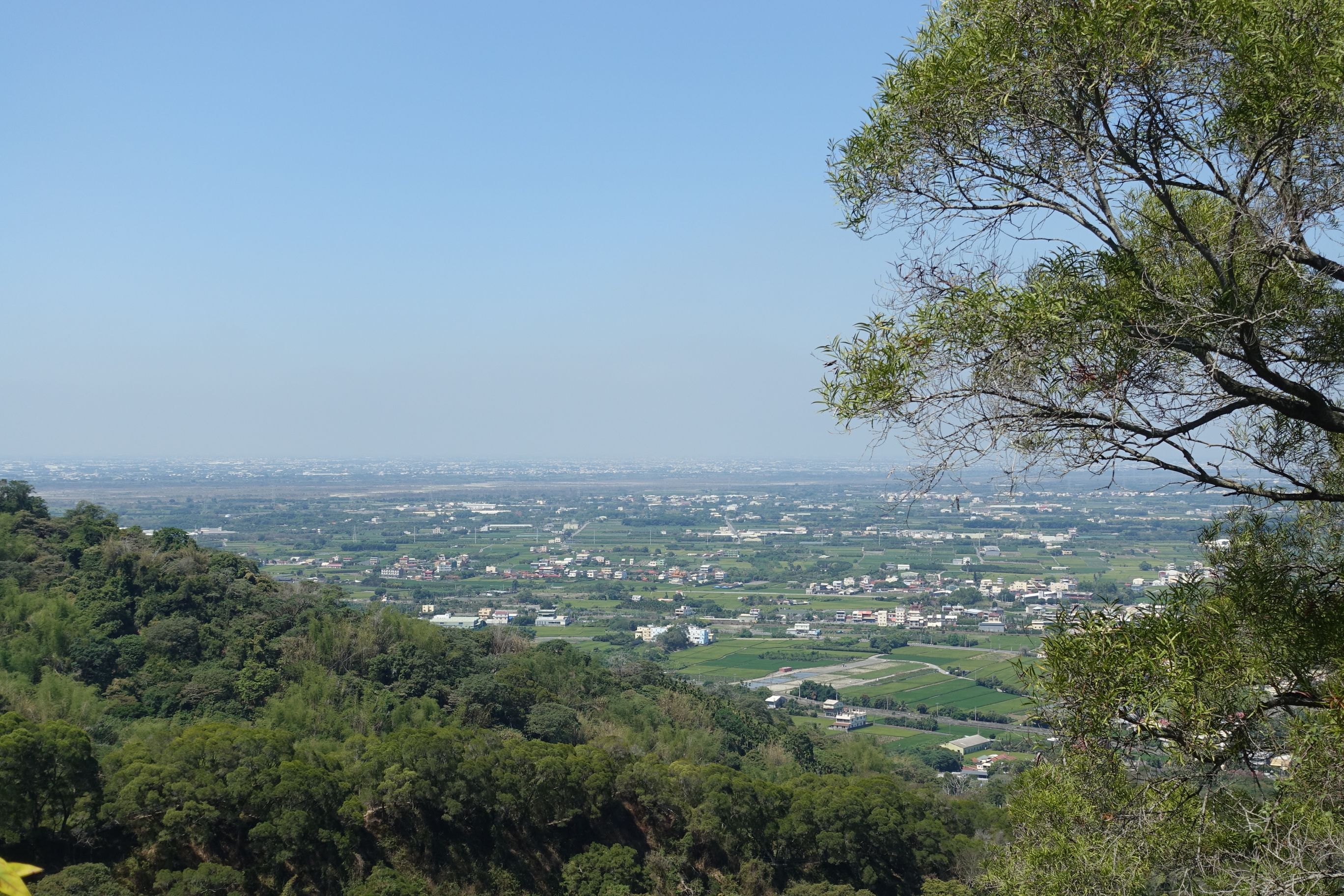 登上制高点可欣赏彰化市景