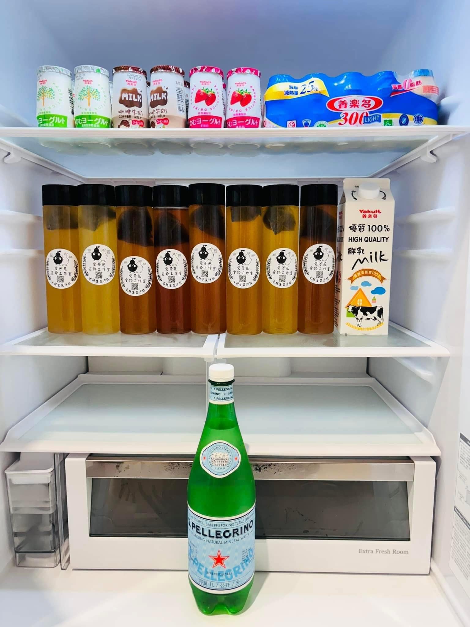 爱芳苑雯铃工作室白色小屋民宿