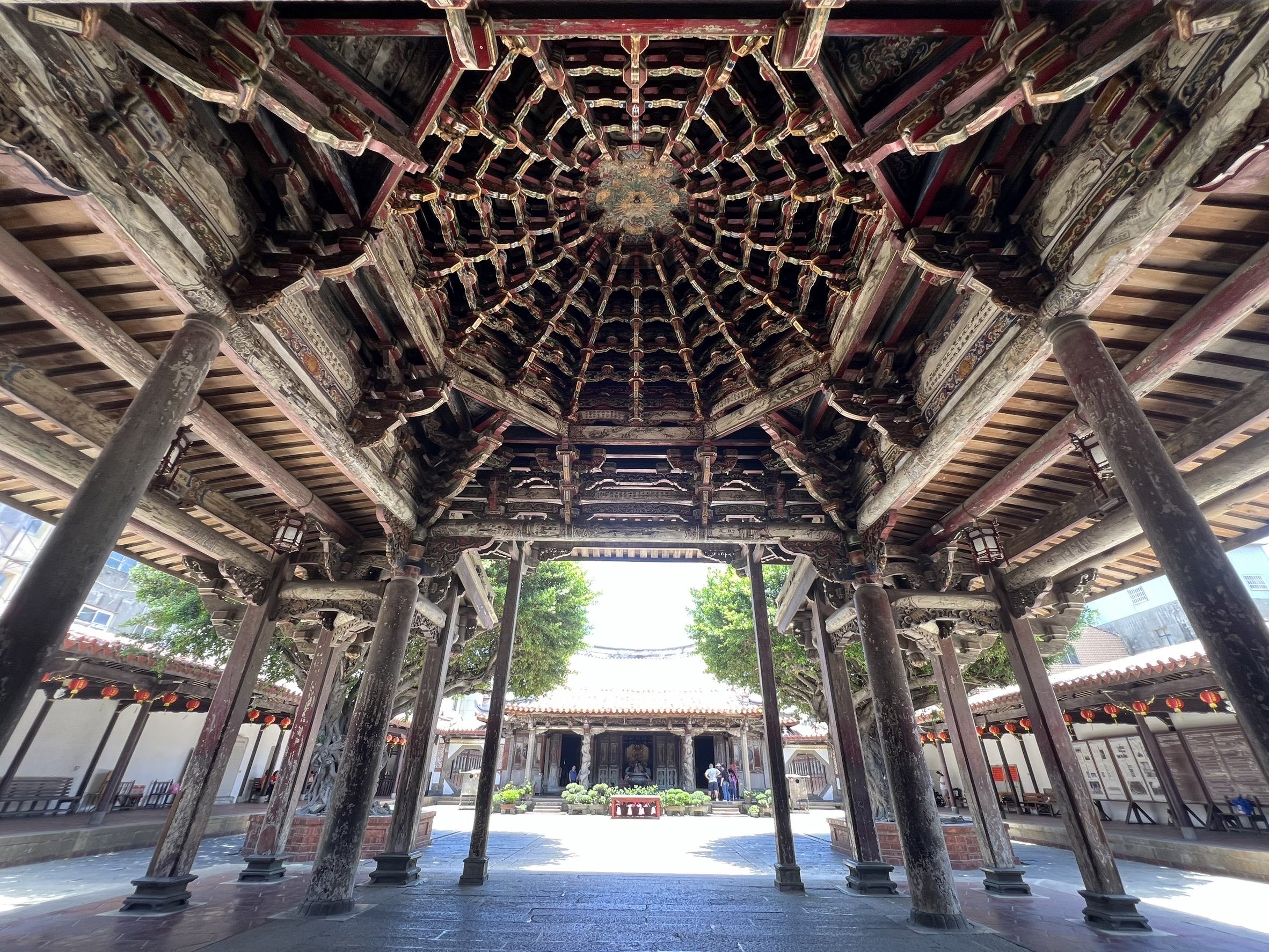 鹿港龍山寺