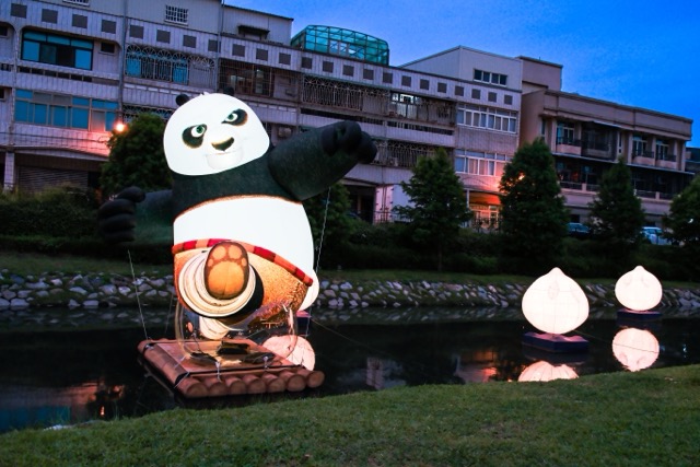輪播