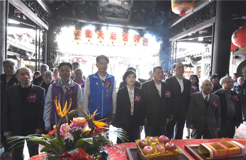 “Lukang Tianhou Temple” was Promoted to a National Historic Monument. The Ministry of Culture Presented it the Certificate Today. The Central and Regional Government Celebrated Together