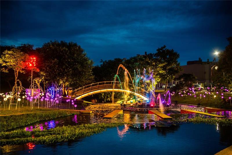 2025 Lukang Dragon Boat Festival - Lukang Small Town Light Festival Illuminates the Night with LINE FRIENDS minini!
