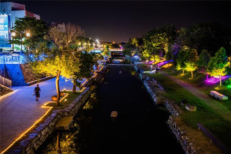 2025 Lukang Dragon Boat Festival - Lukang Small Town Light Festival Illuminates the Night with LINE FRIENDS minini!