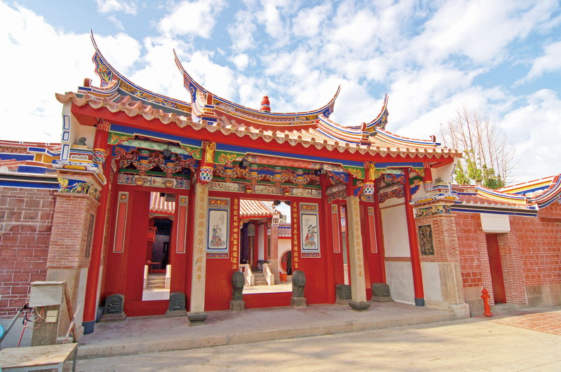 Grand Lukang Wenwu Temple-2