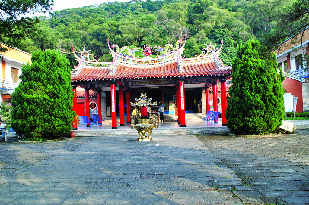 Fantastic Qingshuiyan Buddhist Monastery-2