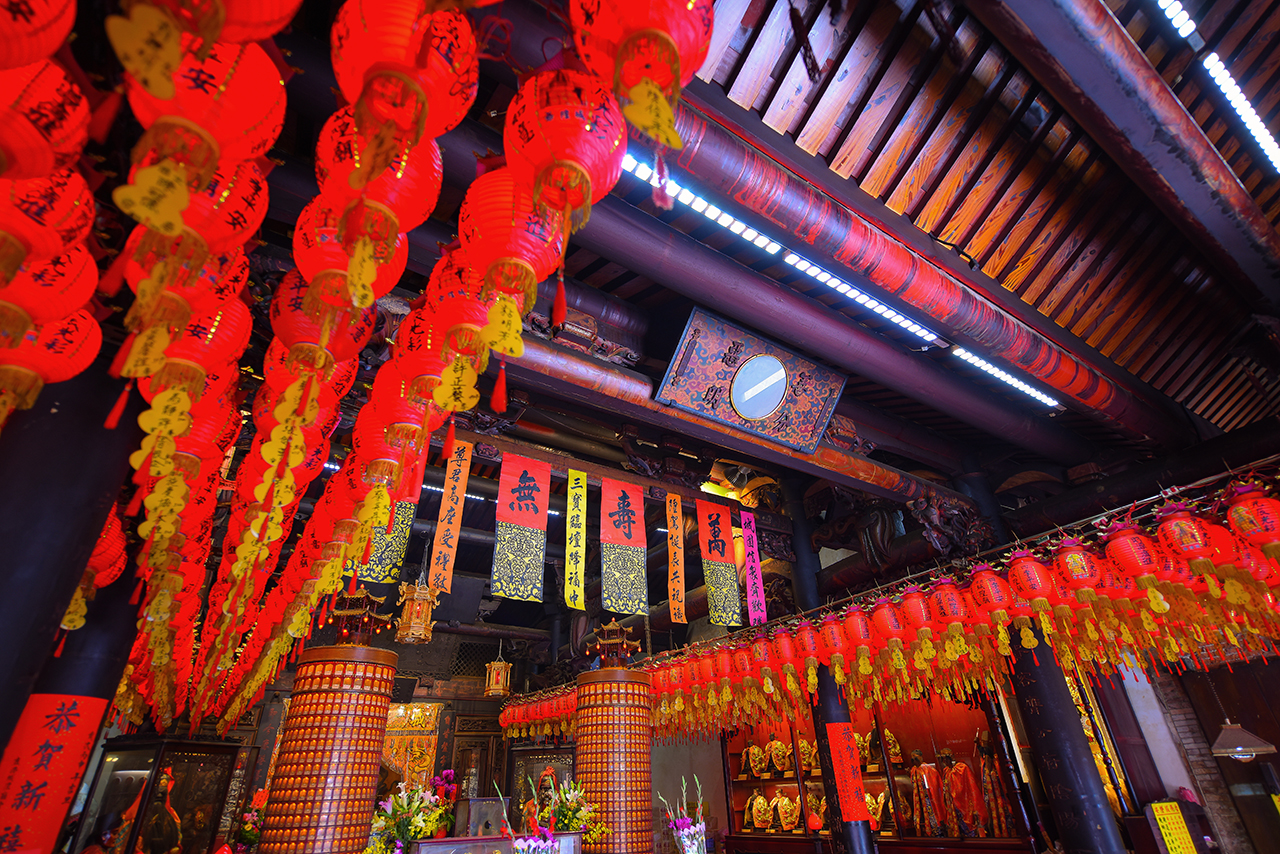 Spectacular Lukang Chenghuang Temple-2