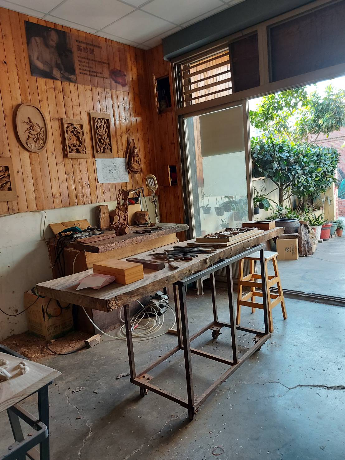 Taiwan Crafts Workshop: Sha-Jung Huang Wood Sculpture Studio