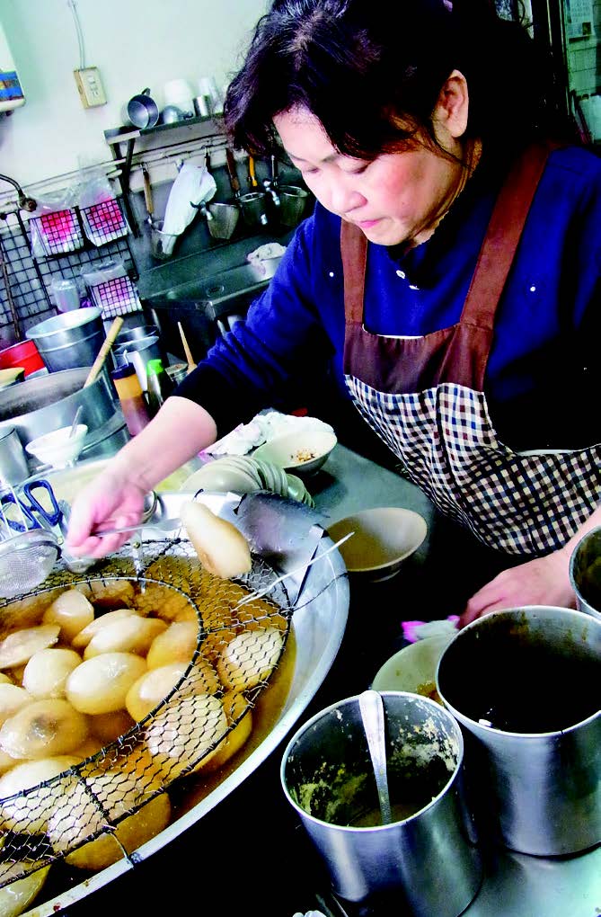 Spectacular Azhang Stuffed Meatballs-4