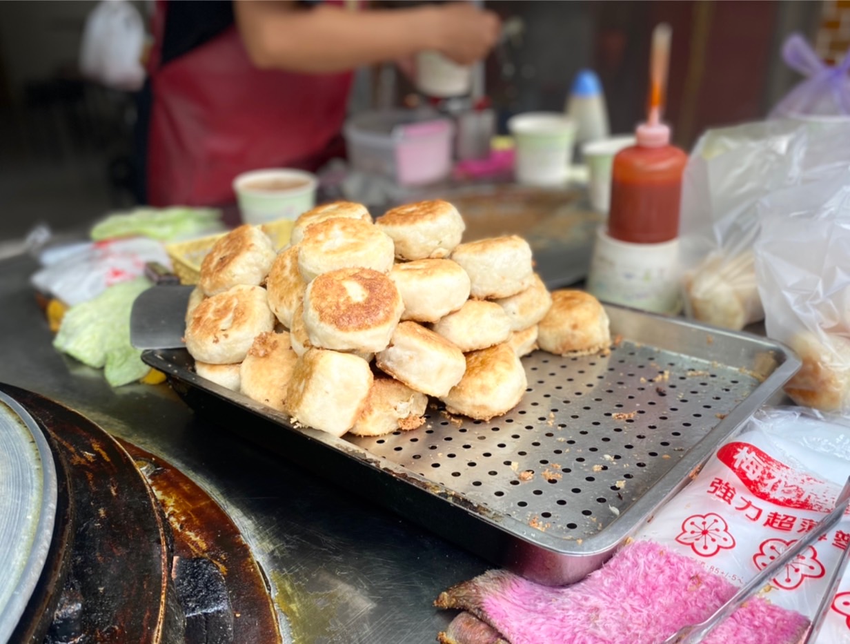 Ershui – Pan-fried Stuffed Buns and Thickened Vermicelli Soup 