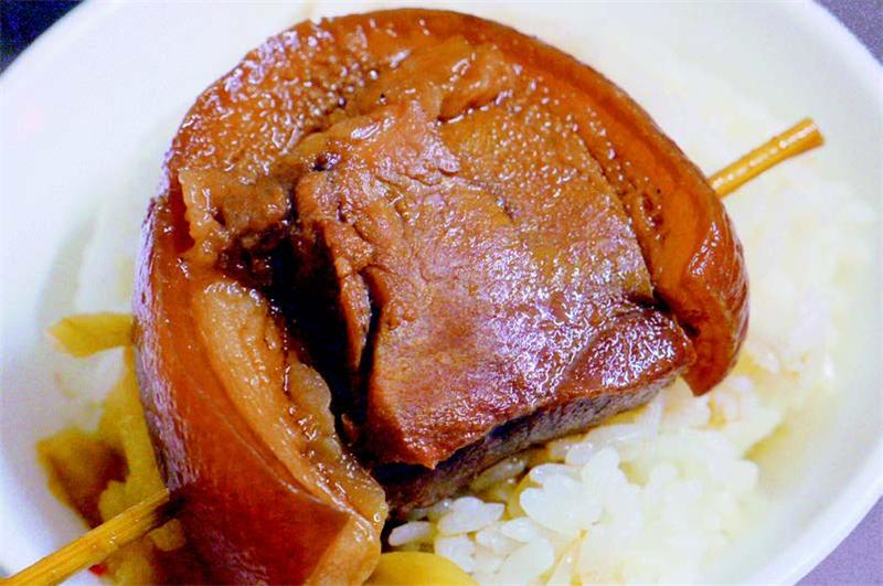 Gorgeous Aquan Braised Pork Rice-2